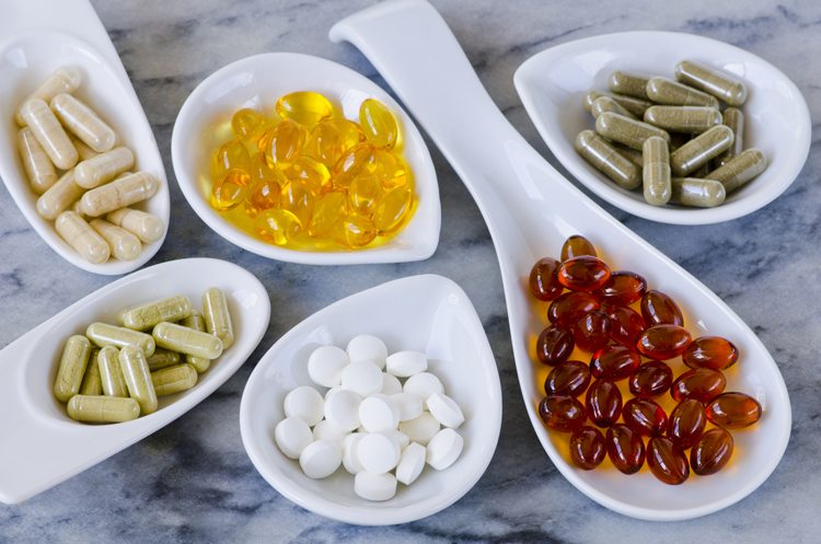 suplementos em cápsulas _saúde