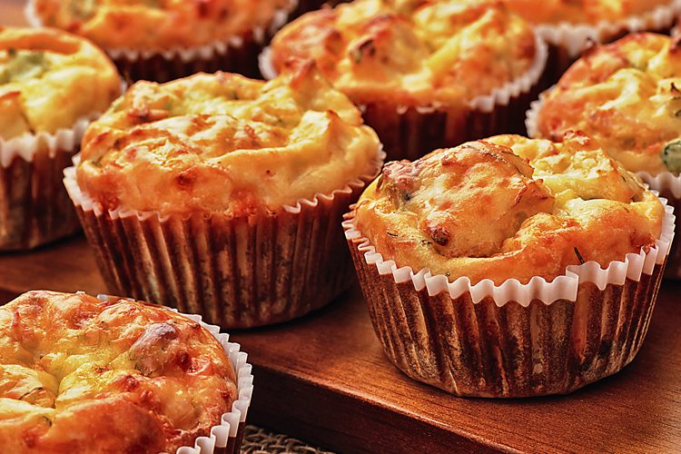 Muffins de batata-doce com frango