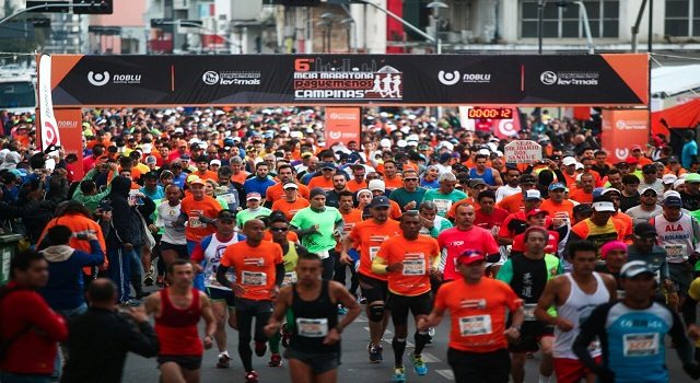 Foto da largada da Meia Maratona Pague Menos Campinas